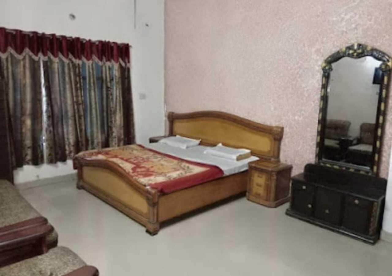 Hotel M. S. Palace By Wb Inn Agra  Ngoại thất bức ảnh