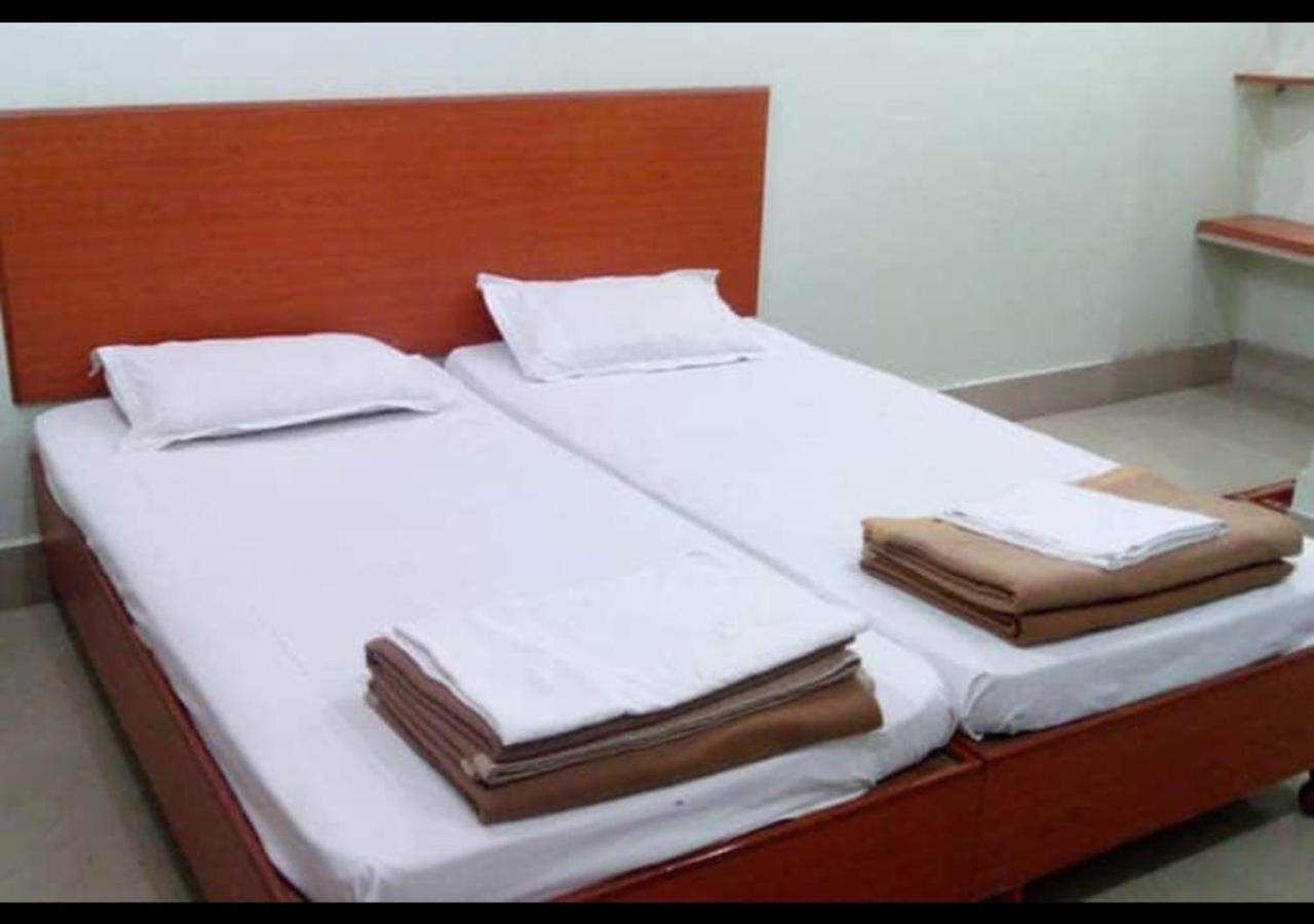 Hotel M. S. Palace By Wb Inn Agra  Ngoại thất bức ảnh