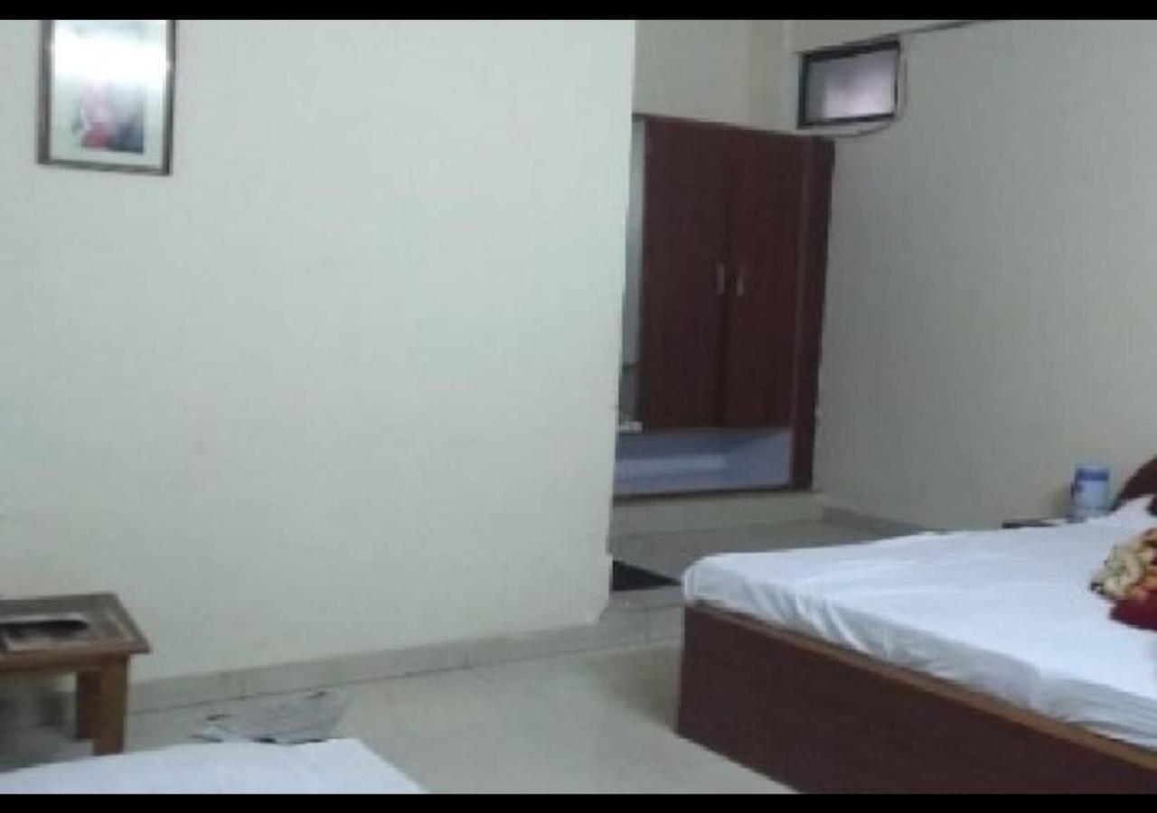 Hotel M. S. Palace By Wb Inn Agra  Ngoại thất bức ảnh
